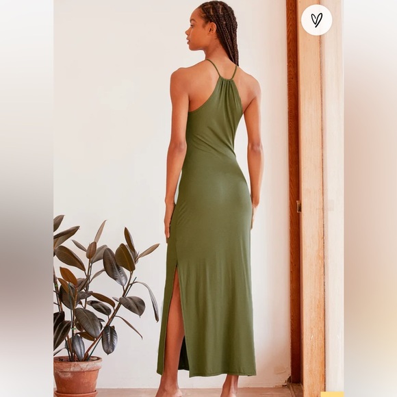 Lulu’s Casual Days Olive Green Sleeveless Maxi Dress - Picture 3 of 8